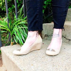 🆕BCBGeneration Treese Womens 7.5 Nude Wedge Heel